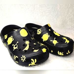 Crocs Glow in the Dark Space Classic Clog Child Size 13 Like NEW